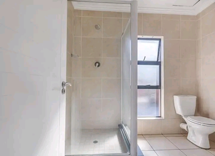 3 bedroom and 3 bathroom duplex in sandown
  in Sandton