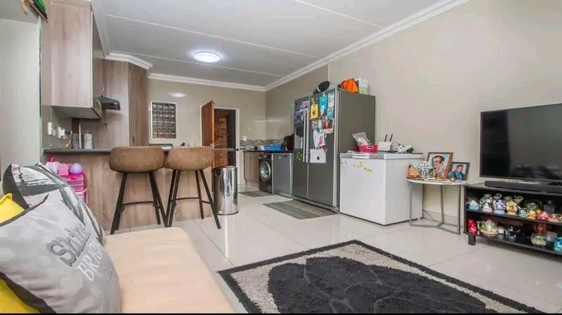 Ground floor 2bed 2bath apartment for rent cl  in Wilgeheuwel