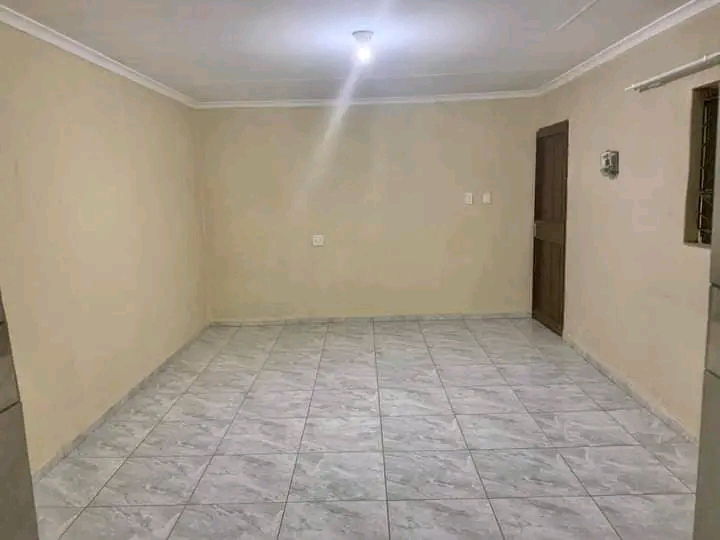 A bachelor s huge room at maokeng ext for ren  in Maokeng