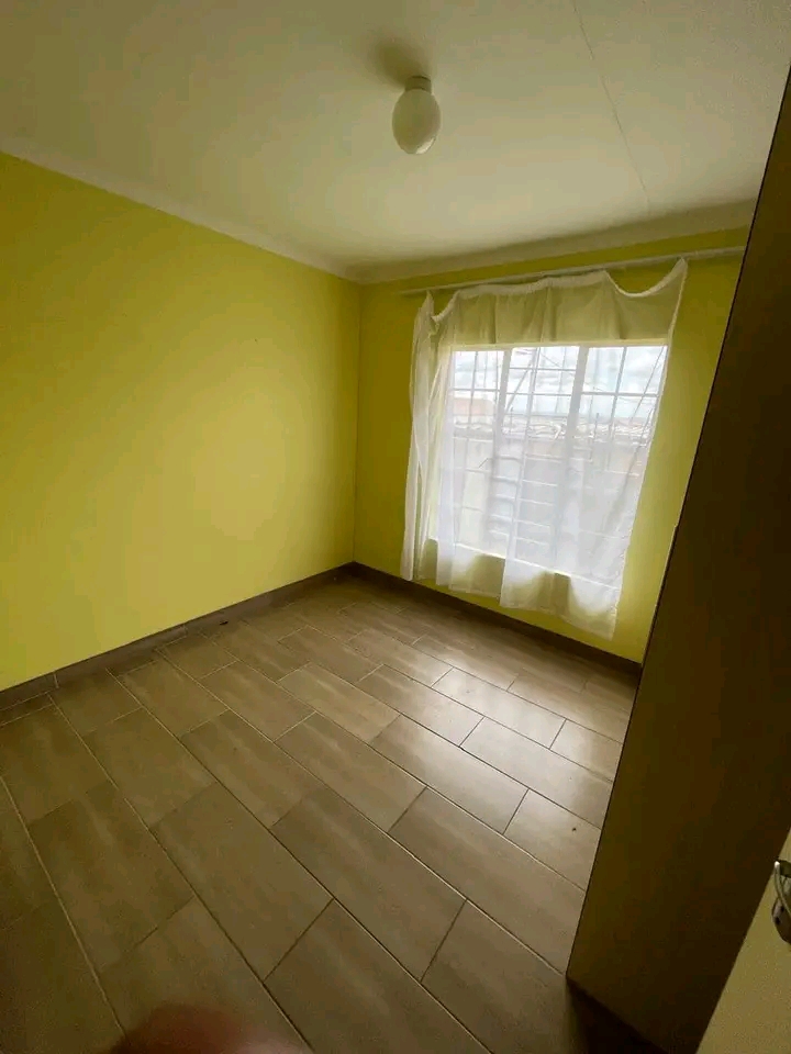 2 bedroom standalone available in ext 10 
re  in Cosmo City