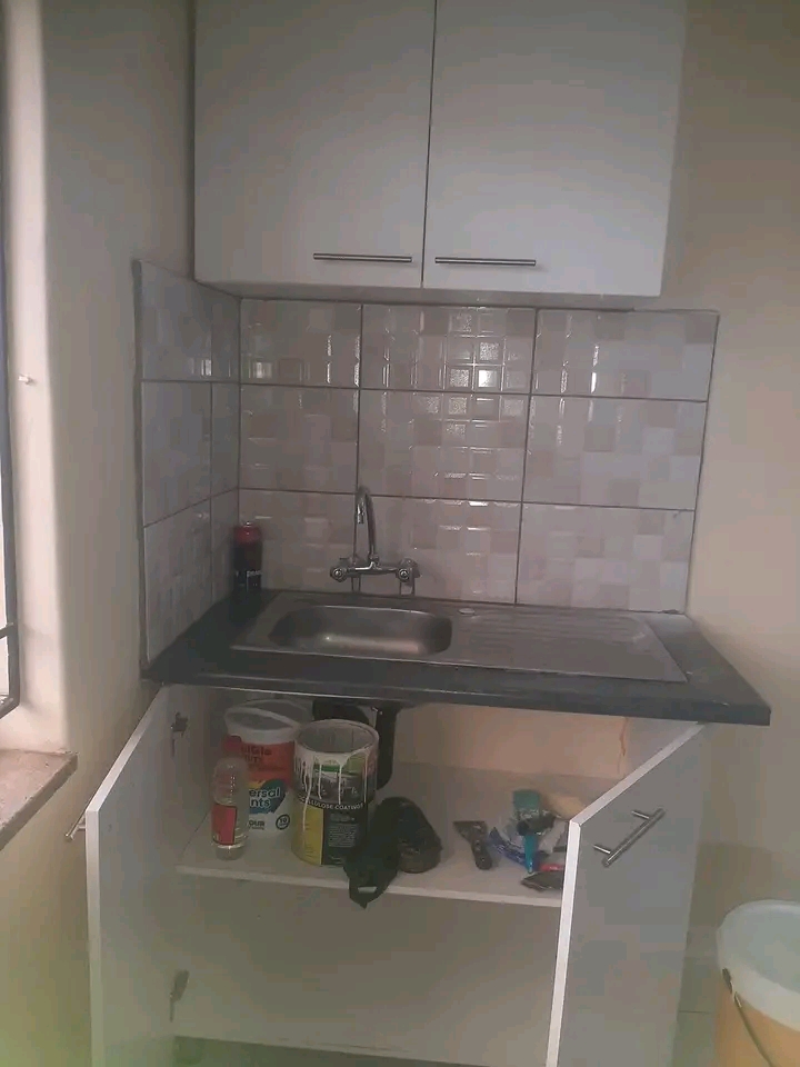 3 bedrooms to rent in hurry up now you can wh  in Bezuidenhout Valley