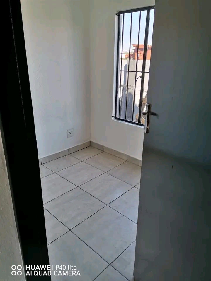 Cottage available from 1st aprl 2024 in ext 5  in Cosmo City