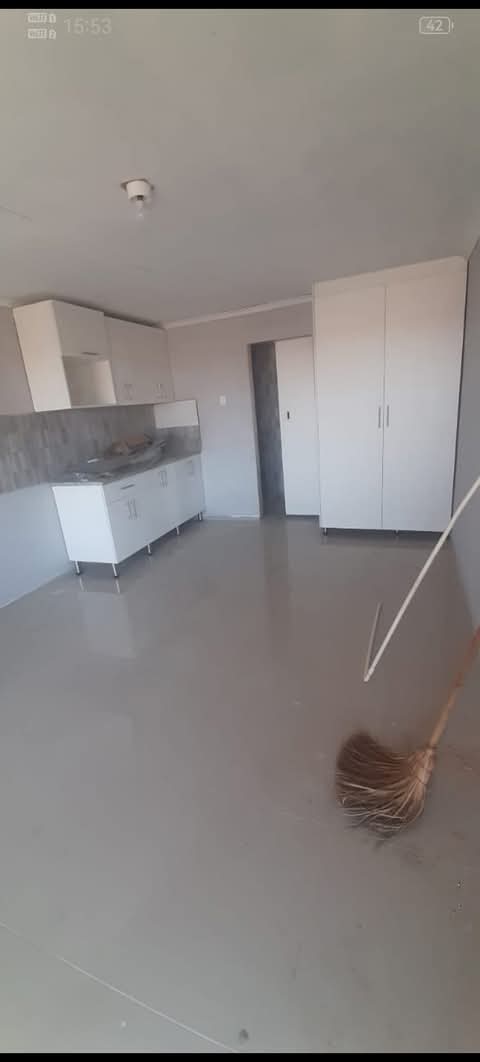 Ensuite is available for rental 
parking is   in Protea Glen