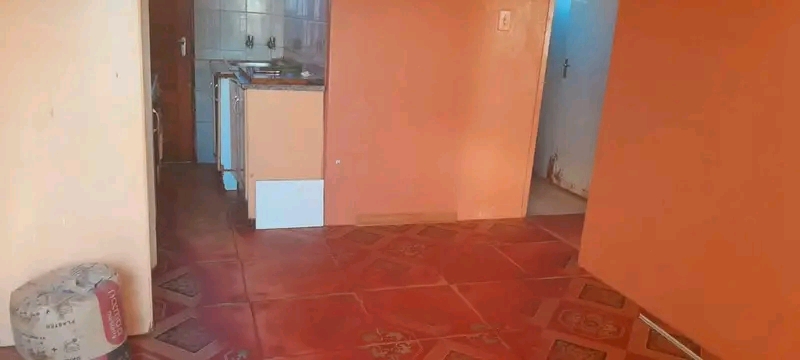 2 bedroom house available for immediate occup  in Protea Glen