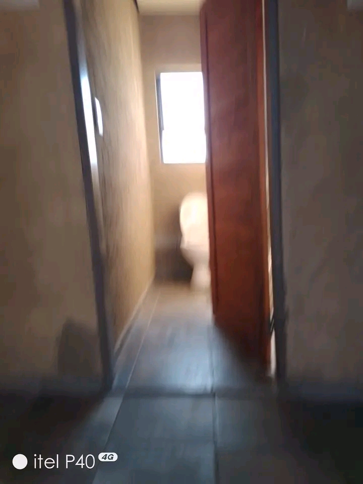 Room for rent 
at ext 3 
r1500
call/whatsa  in Dobsonville