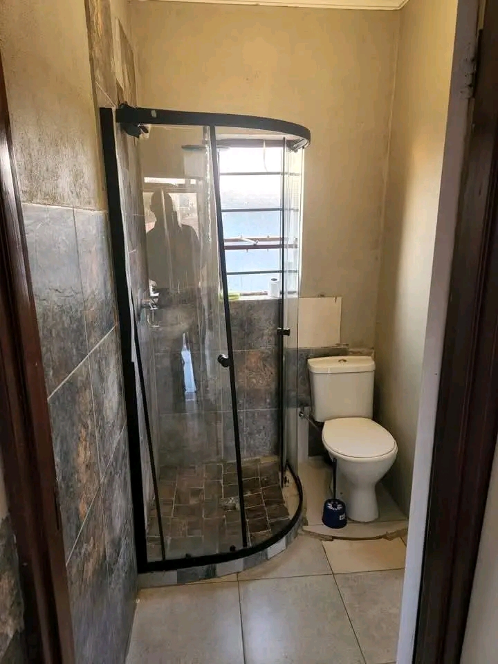 1 bedroom house available for rental on the 1  in Olievenhoutbosch