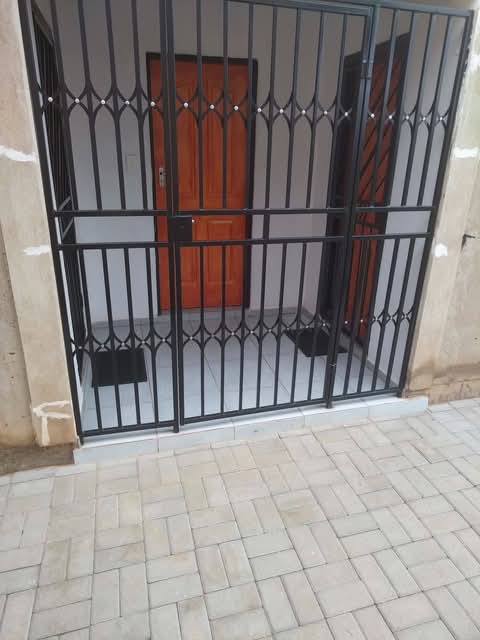 Specious room to rent from 1st of feb...2025   in Orange Farm