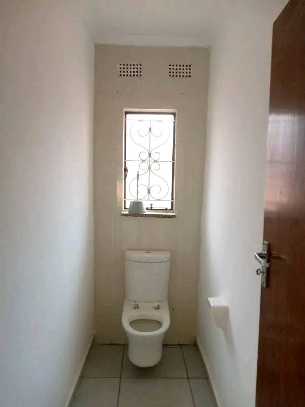 3 bedrooms house, main bedroom with en-suite,  in Birchleigh