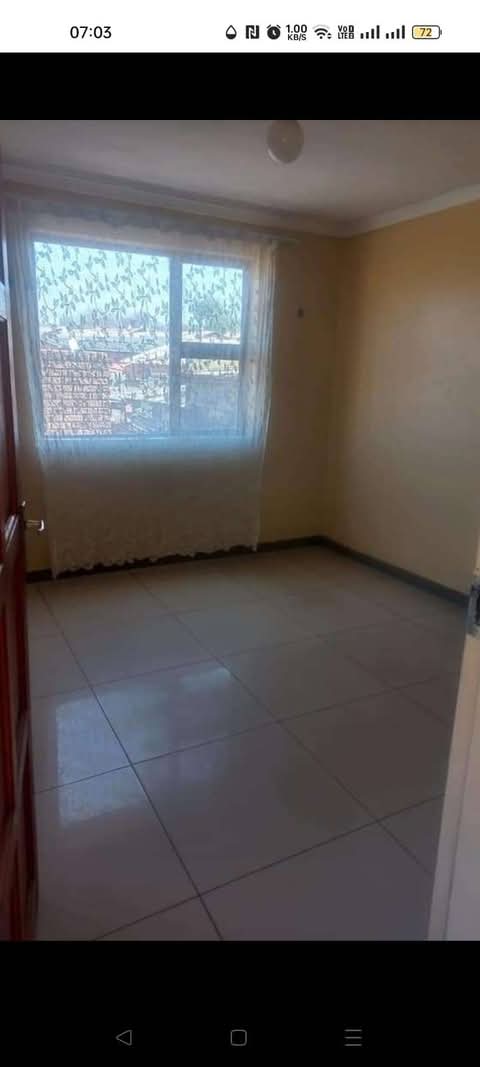Room available in diepkloof zone 2 rent 1800   in Diepkloof