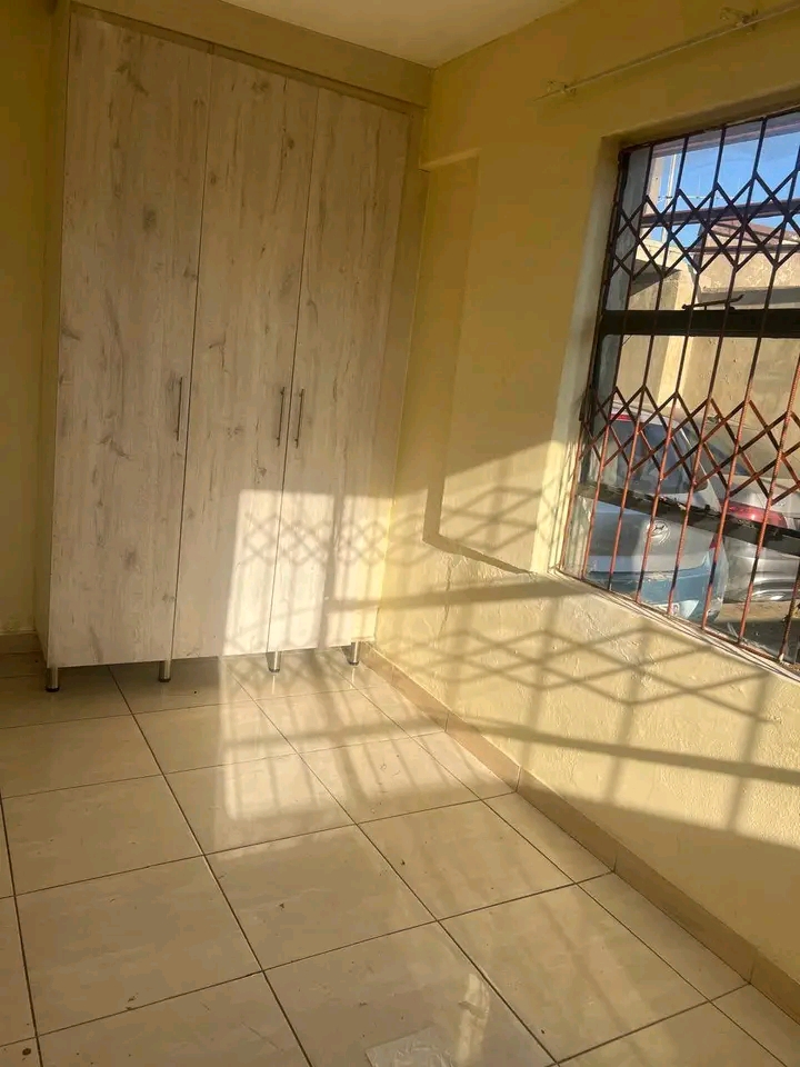 3 bedroom house to rent.fully furnished and w  in Ebony Park