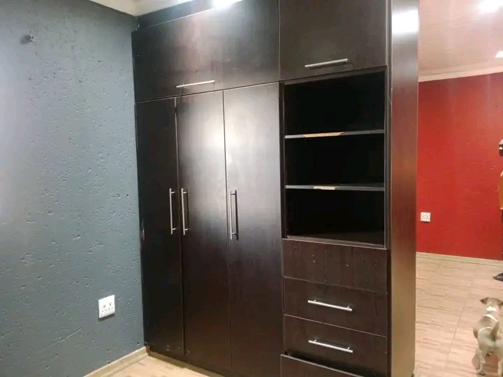2 room available@ (soweto) for  rental r2700   in Mapetla