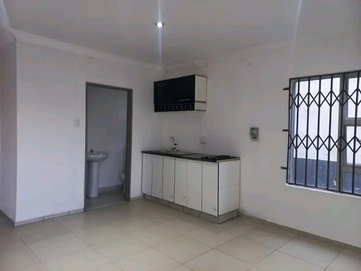 Olivenhout bosch rua vista ext 36 🏡🏘️  in Midrand