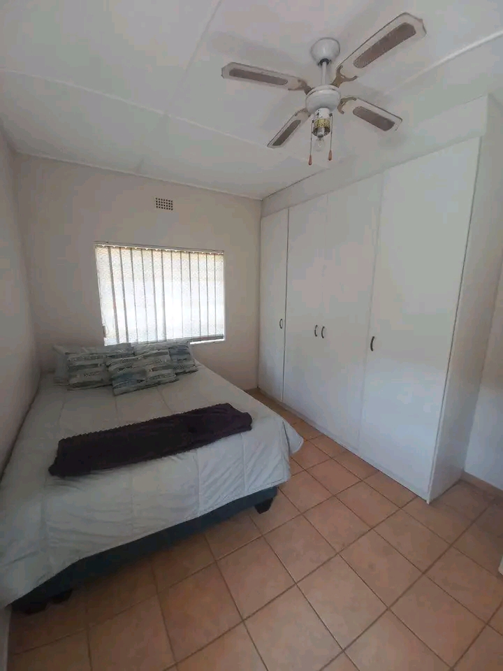 3 bedroom with 1 bathroom house to let in  eu  in Germiston