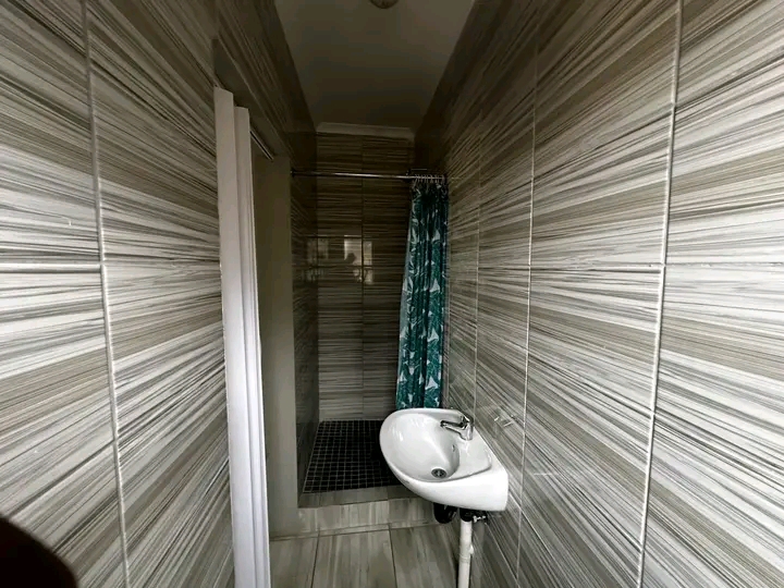 🏠 en-suite to rent
📍 protea glen ext 2  in Protea Glen