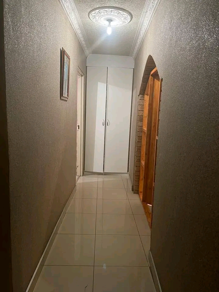 Nice room inside a 3 bedroom house sharing ki  in Diepkloof