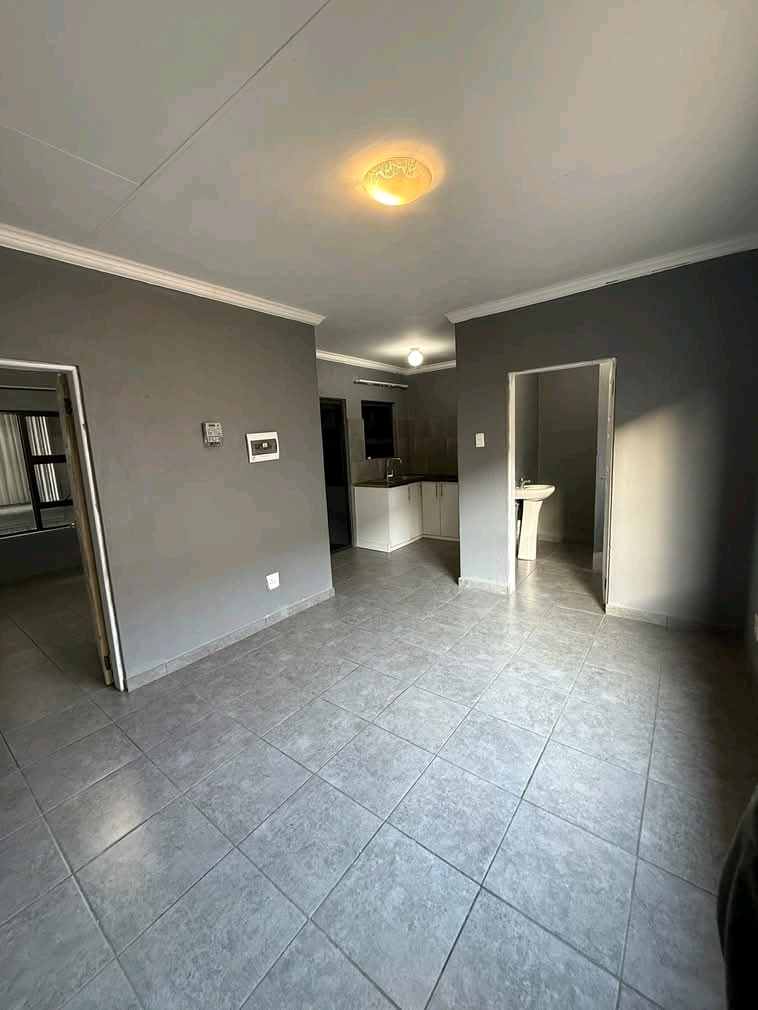 One (1) bedroom apartment available for renta  in Clayville