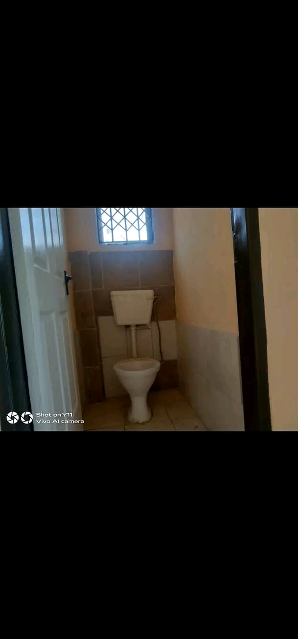 Villa liza bachelor villa liza spacious open   in Boksburg