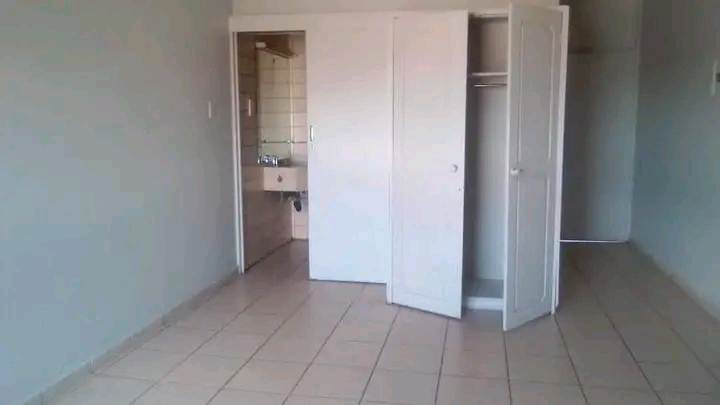 Bachelor flats to let in joubert park
bachel  in Johannesburg
