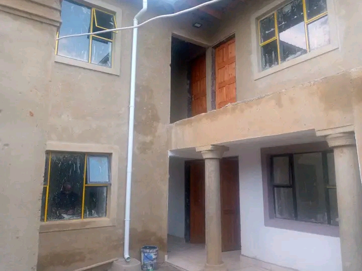 New room available 01 may
greenfield close t  in Thokoza