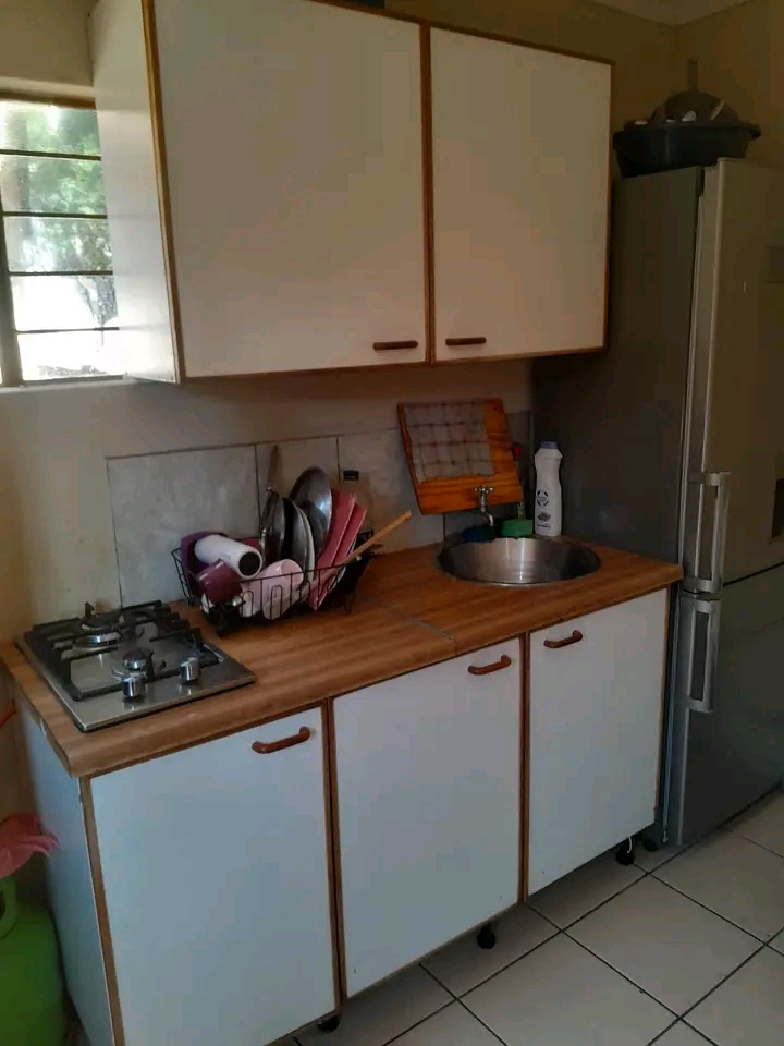 1 bedroom cottage to rent in  bromholf availa  in Randburg