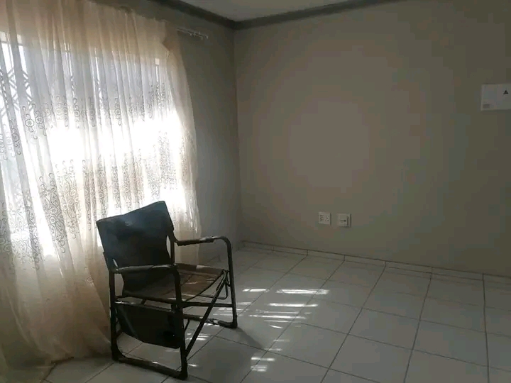 Ext77
brand new flat available
-2bedrooms
  in Clayville