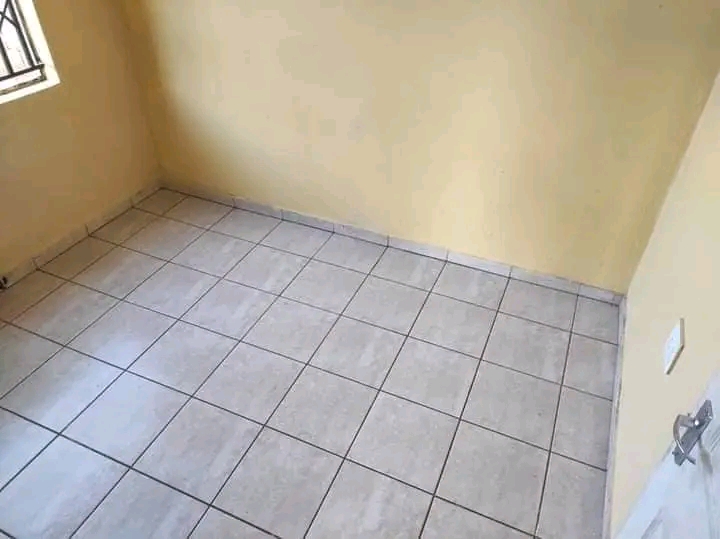 1 bedroom cottage available to rent 
area:ma  in Vosloorus