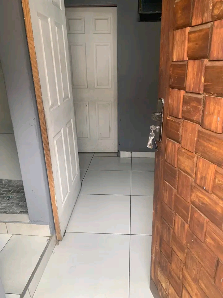 1 bedroom cottage r3 500 available for occupa  in Turffontein