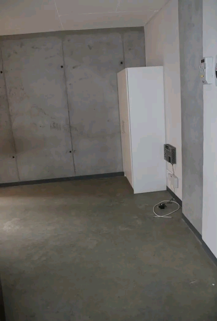 We offer 50% off 1st month rent and deposit   in Doornfontein