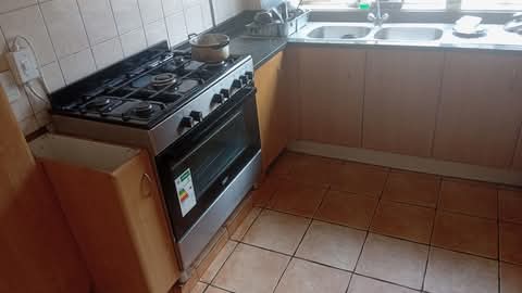 Room to rent for one person in jeppe east
47  in Kensington