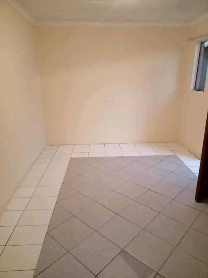 Room available for rental for r1400 at  ext 3  in Chiawelo