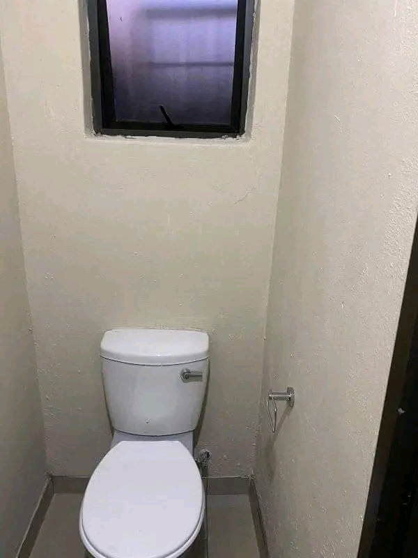 2000 ensuit standard room to rent immediately  in Dobsonville