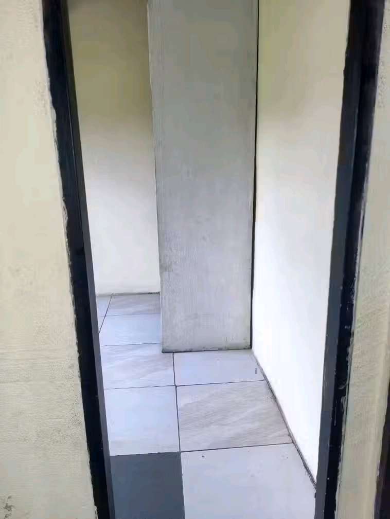 4 room available for rental zone 13 r2200 mon  in Sebokeng