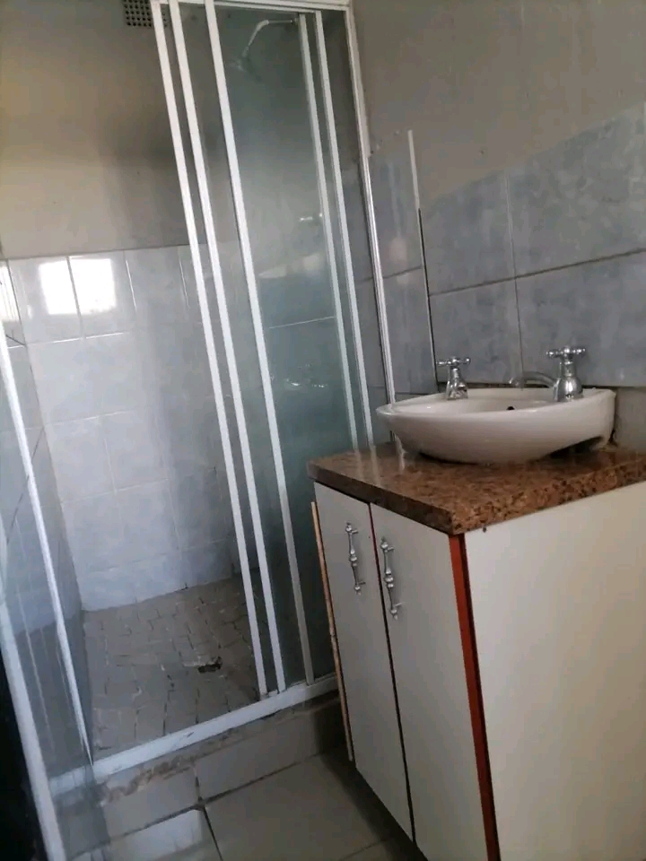 2 bedroom cottage available to rent 📌📌  in Spruitview