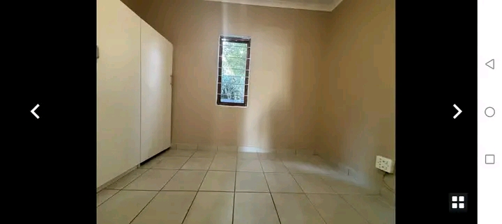 Cottage, randburg 
2.5bedroom 1bath 2carpot   in Ferndale