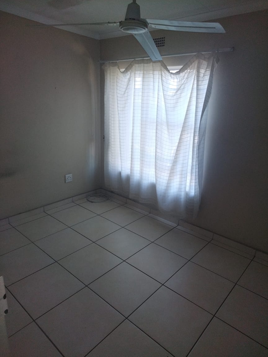 Room available for rental near southdale mall  in Southdale
