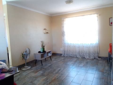Lovely property for rental
negotiable r4000   in Lufhereng