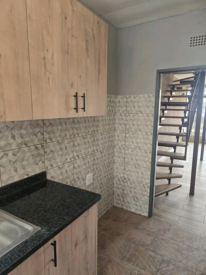 Townhouse available for rent,very secure comp  in Florida
