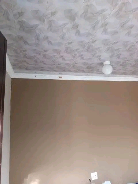 Very beautiful room to rent r1850 ,pick n pay  in Orlando East