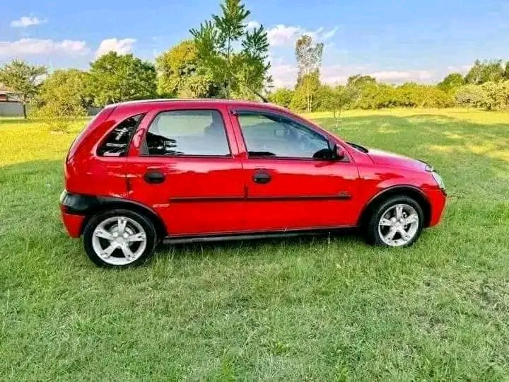  corsa gamma for sale in good condition accid  in Kwadukuza