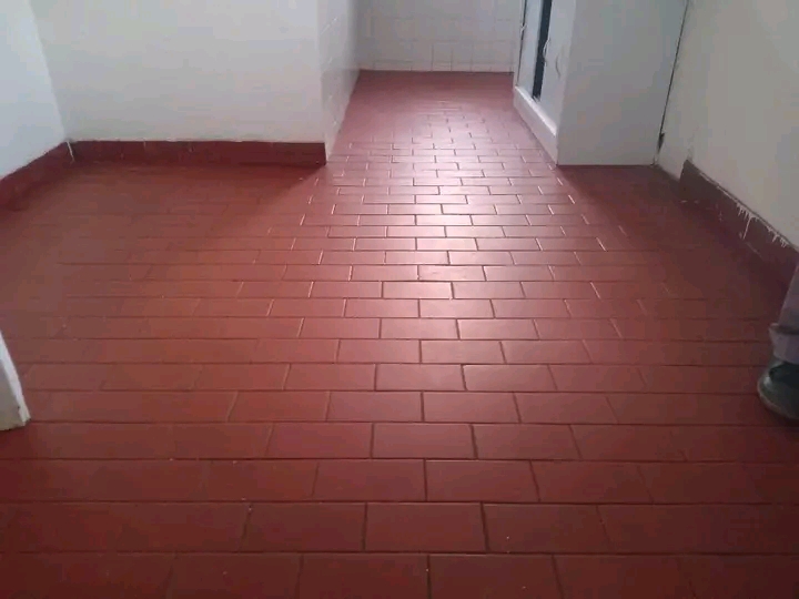 A beautiful and clean 2 bedroom in my apartme  in Turffontein