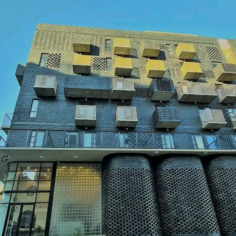 Cluster rooms without balcony r2600 1 bedroom  in Maboneng
