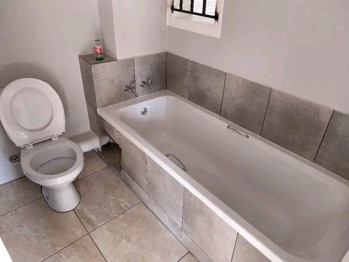 A 2 bedroom apartment for r4000 and deposit r  in Ebony Park