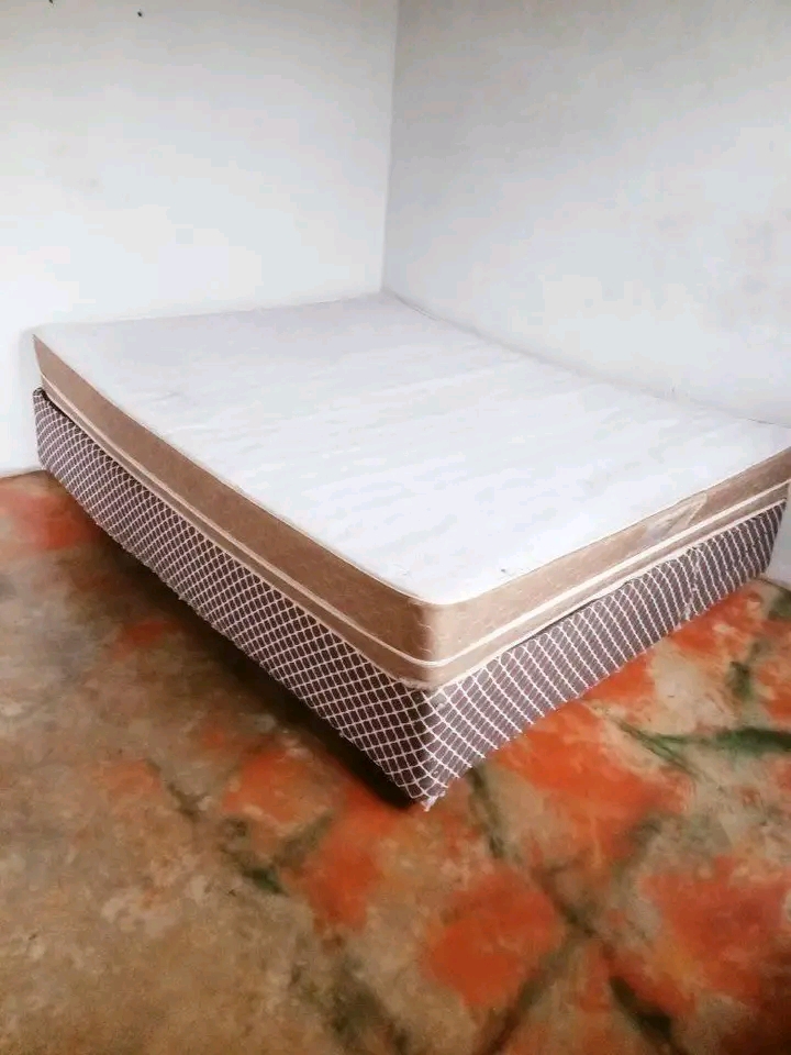 Room available in zone 12 winne 
room togeth  in Tembisa