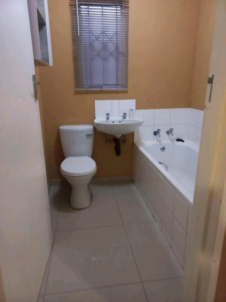 2 bedrooms house for rental at ext 24 is goin  in Protea Glen