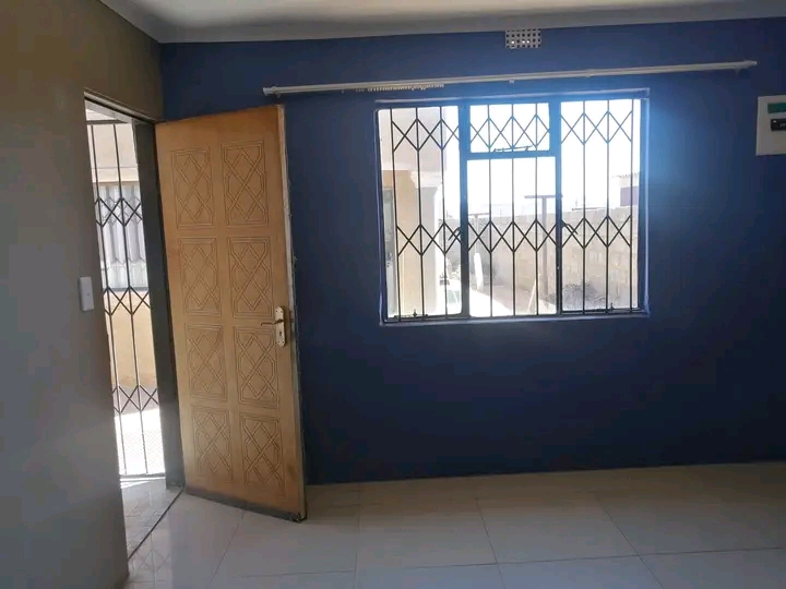 We have two separate rooms available for r150  in Braamfischer