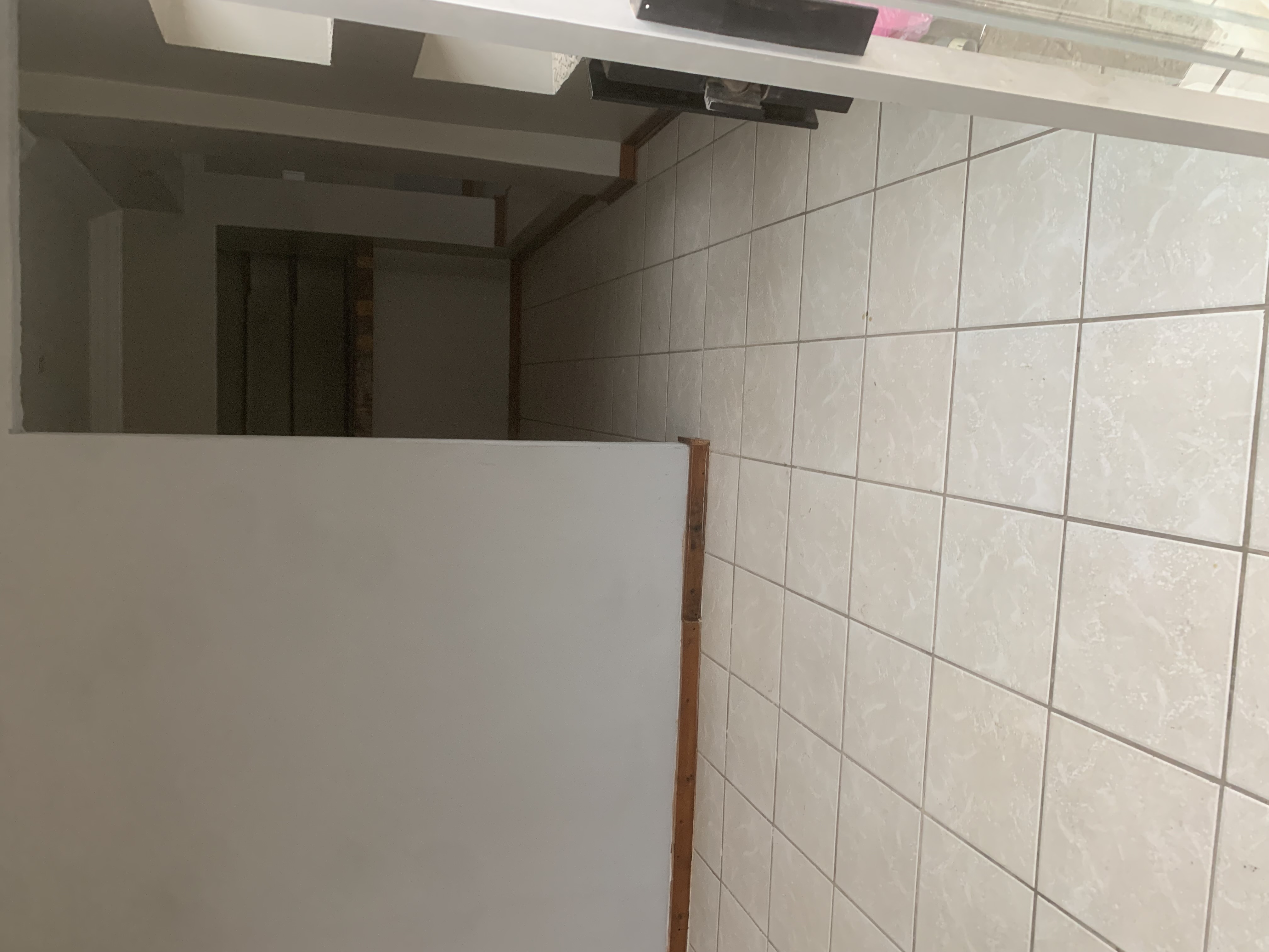2 bedroom cottage available in east having to  in Primrose