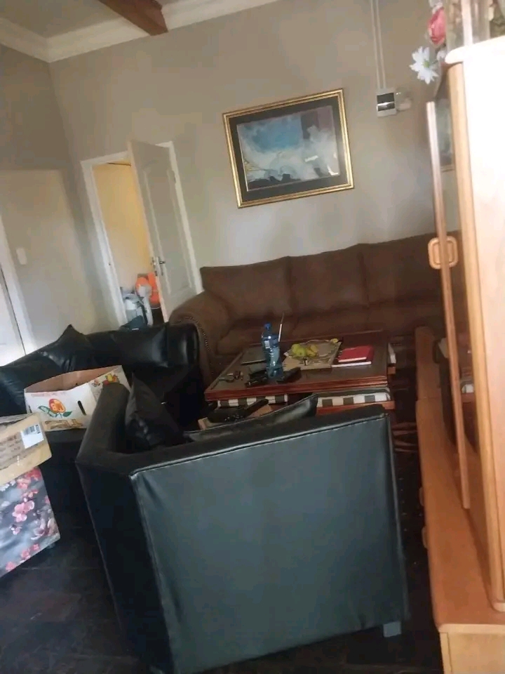 One bedroom cottage available for rental in bramley vie in Bramely, Gauteng ads sa FinderAds