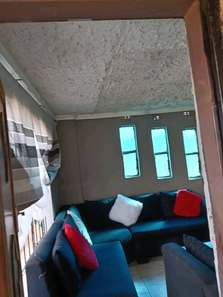 3500 2 bedroom house to rent immediately
300  in Snake Park
