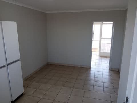 1 bedroom flat to rent max 3 people 
highris  in Berea