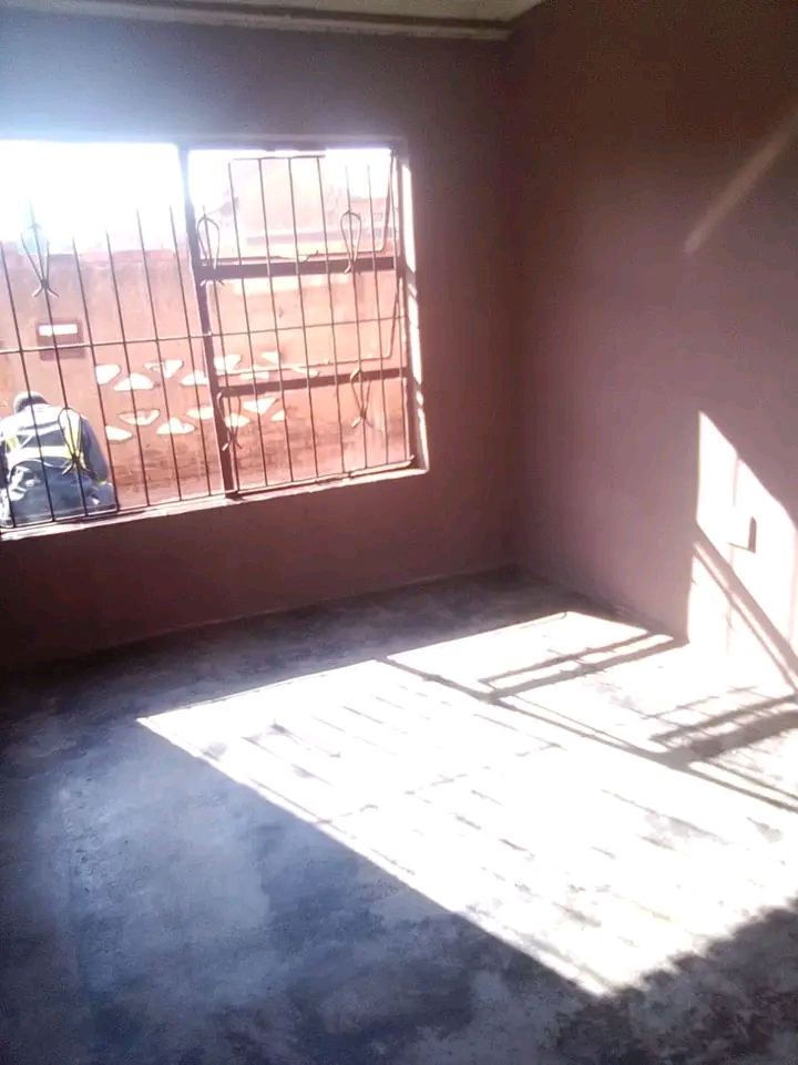 Hey there’s a room available at benoni stre  in Tembisa